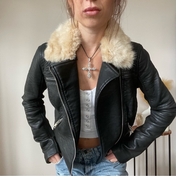 Zara Faux Leather Jacket with Fur Collar - Picture 2 of 7